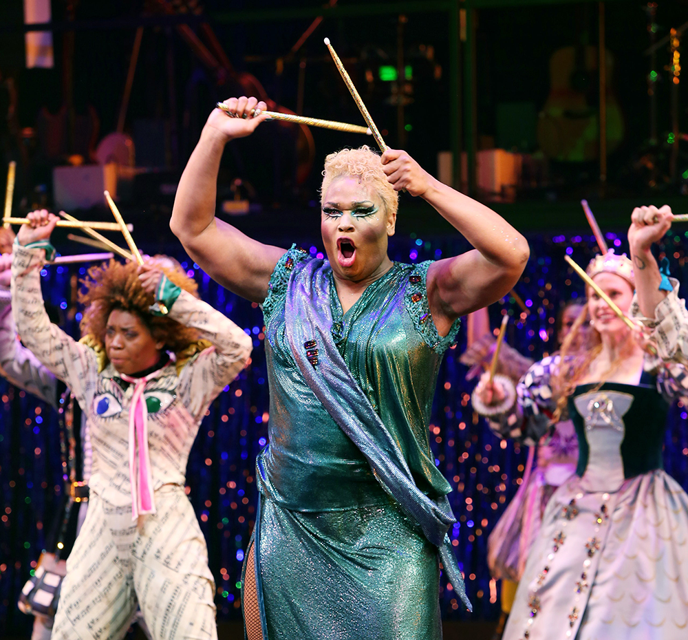 Peppermint, as the Oracle of Delphi in the Musical “Head Over Heels” (Photo: Walter McBride/Getty)